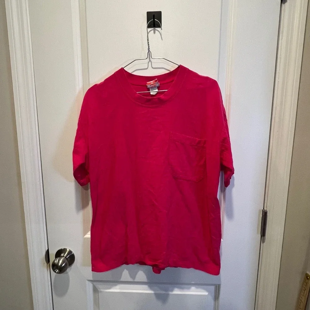 Coastline Clothing Mens T-Shirt‎ Pocket Single Stitch Pink Small Vintage